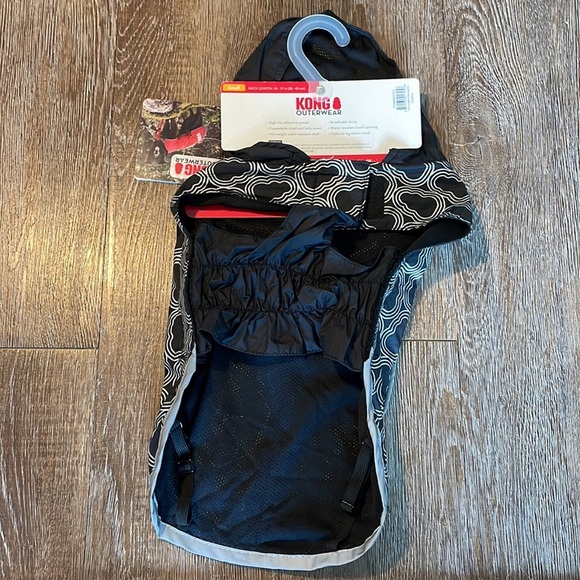 Kong Packable Dog Rain Wind Jacket - black & gray - Sz small. NWT - Picture 2 of 5
